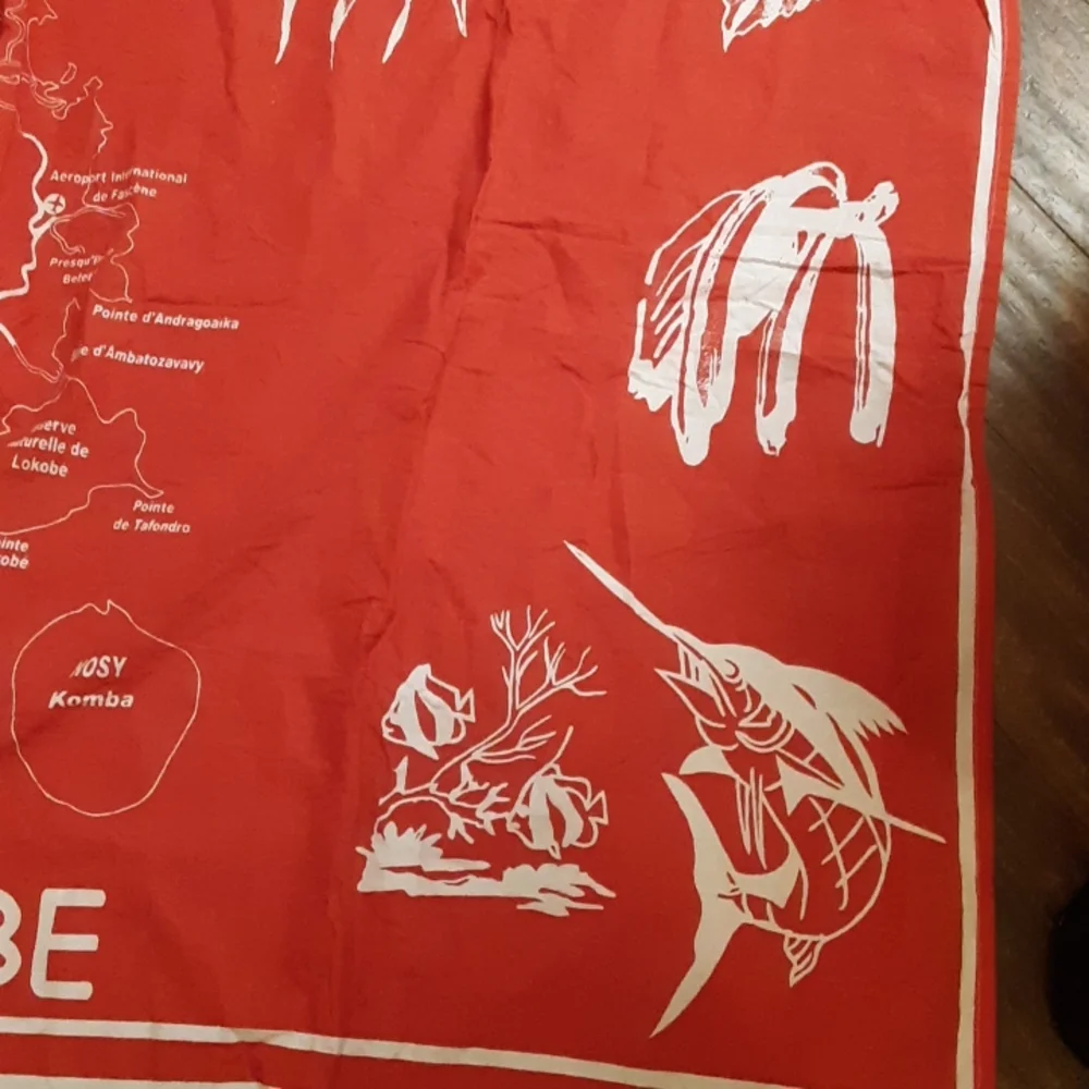 L'ile Aux Parfums  fabric piece - Picture 6 of 7